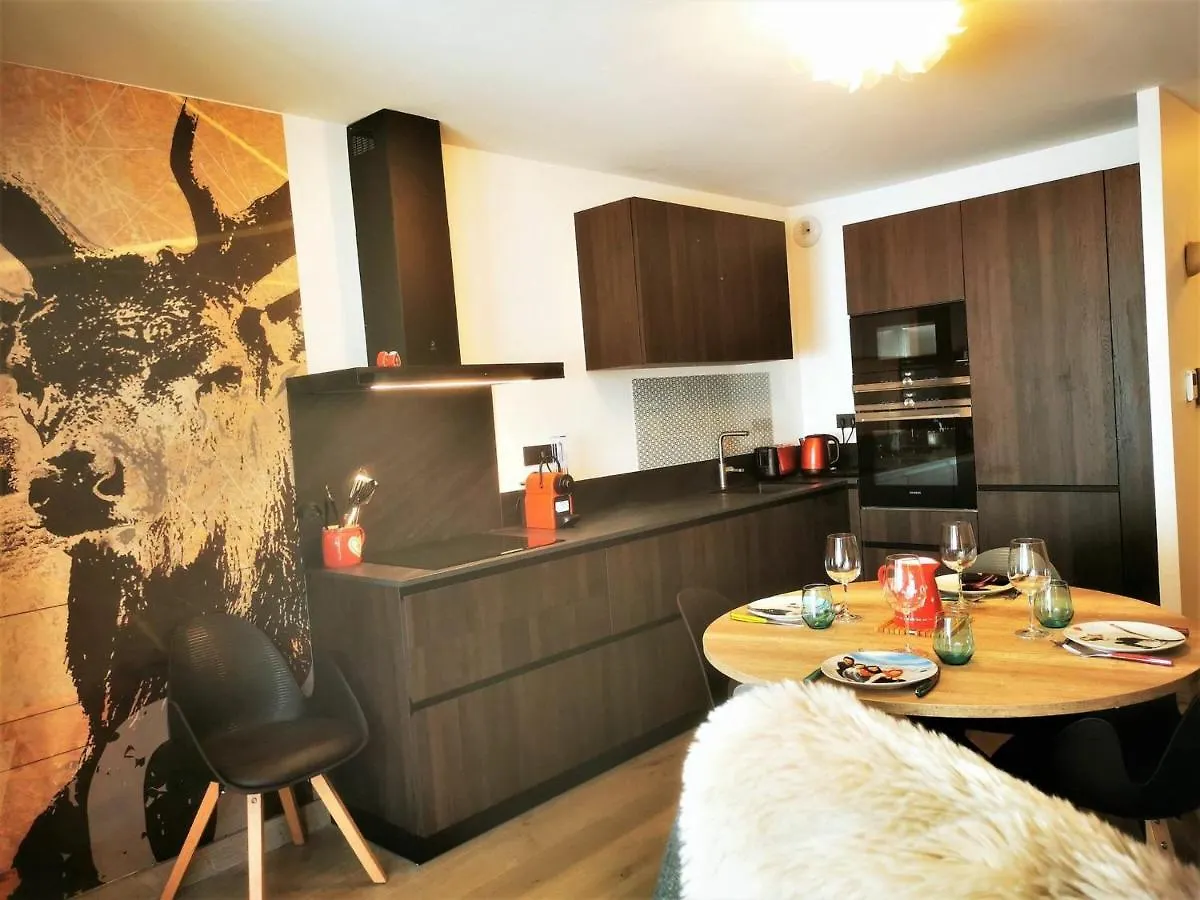 Apartamento Beau T2 Classe 3*, Centre Les Gets, Terrasse, Parking, Locaux A Skis Et Velos - Fr-1-598-88